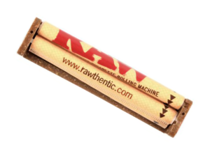 Raw king size rolling machine